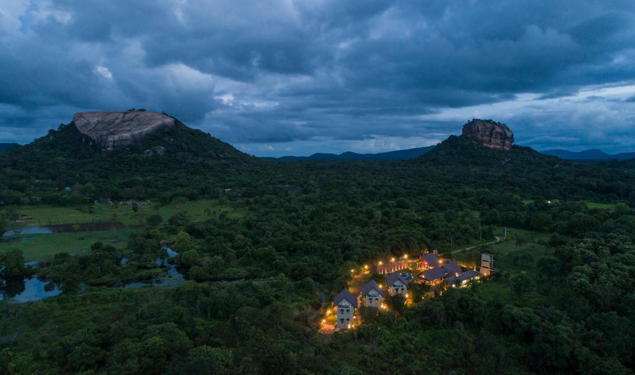 Roo Mansala Boutique Villas Sigiriya Exterior photo